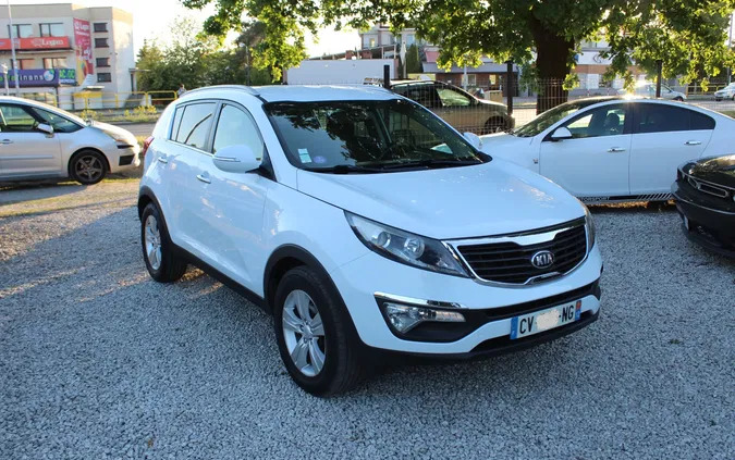 samochody osobowe Kia Sportage cena 44800 przebieg: 159000, rok produkcji 2013 z Toruń